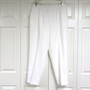 Alfred Dunner 18 Classic Pants White Solid 28" Inseam